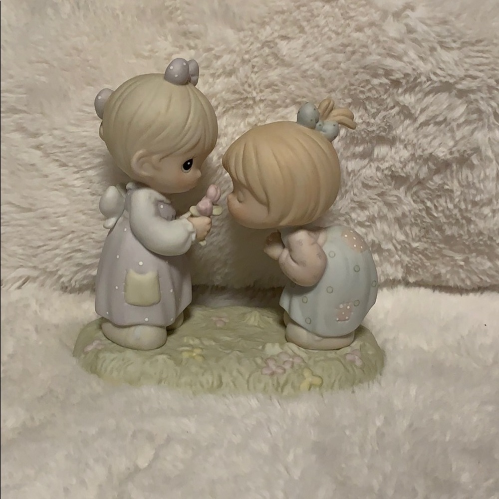 Precious moments Good friends are forever